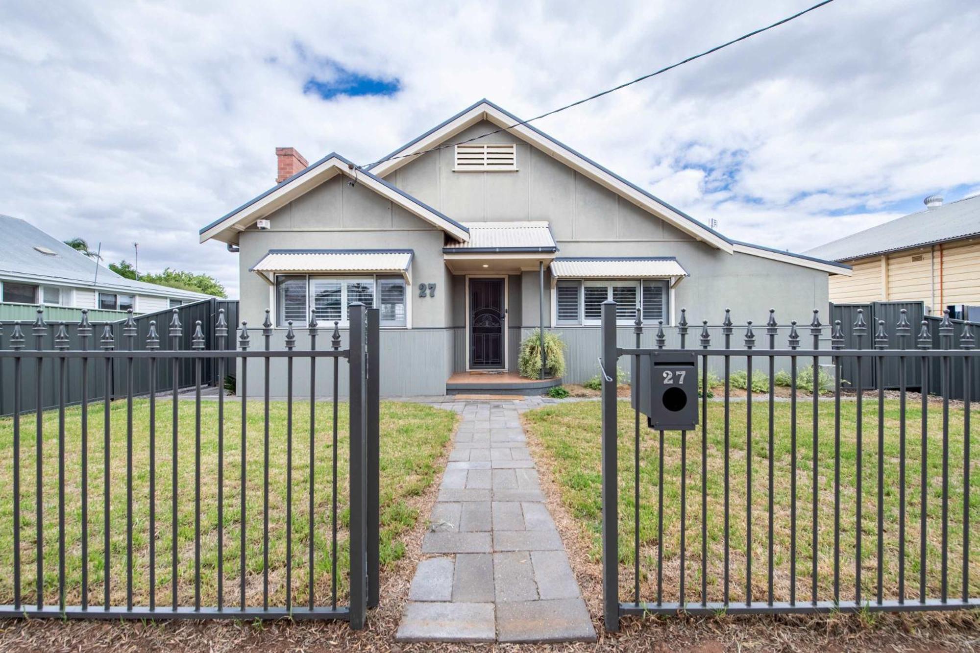 South Dubbo Hideaway - Pet Friendly Vila Exterior foto
